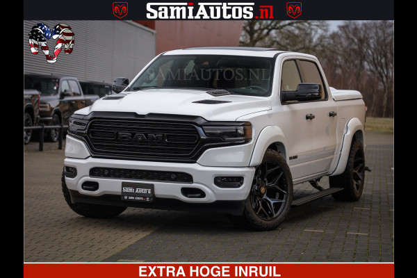 Dodge Ram 1500 Limited Night | 5.7 V8 Hemi Full Option | Comfortabele Dubbele Cabine met Royale 5 Zitplaatsen | De Meest Luxe en Volle Pick-Up in zijn Klasse | BPM vrij | Nu Leverbaar uit Voorraad | Voorraad Nr v45lpr