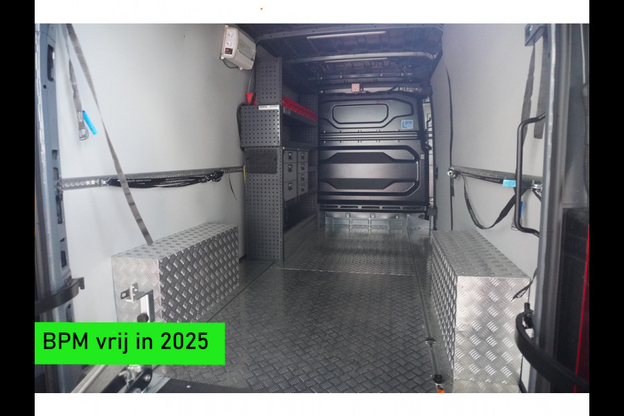 Renault Master T35 2.0 dCi 170PK L3H2 Extra Laadruimte inrichting nr. V110 | Airco | Cruise | Camera | Navi |  Oprijschans | Flitsbalk