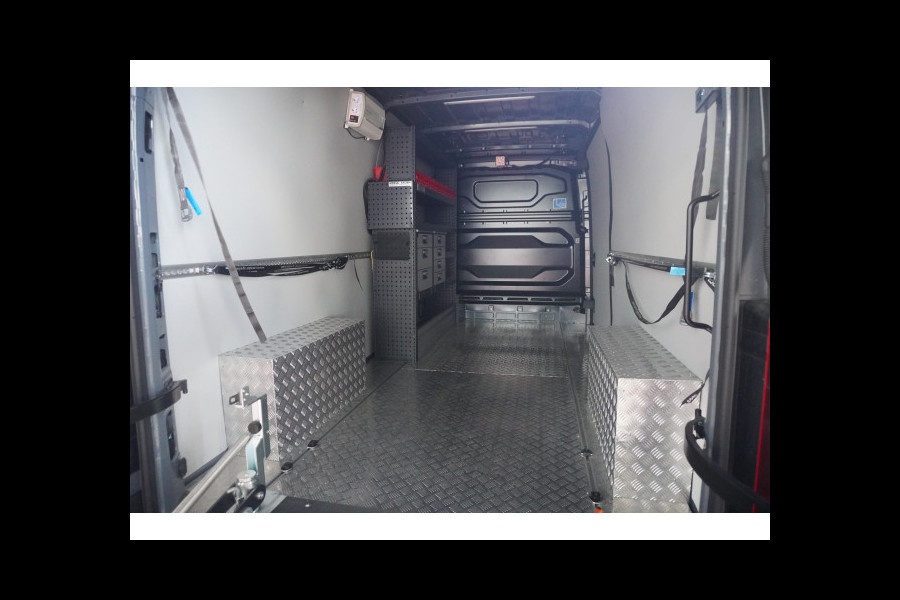 Renault Master T35 2.0 dCi 170PK L3H2 Extra Laadruimte inrichting nr. V110 | Airco | Cruise | Camera | Navi |  Oprijschans | Flitsbalk