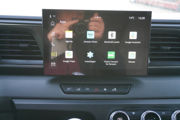 Renault Master T35 2.0 dCi 170PK L3H2 Extra Laadruimte inrichting nr. V110 | Airco | Cruise | Camera | Navi |  Oprijschans | Flitsbalk