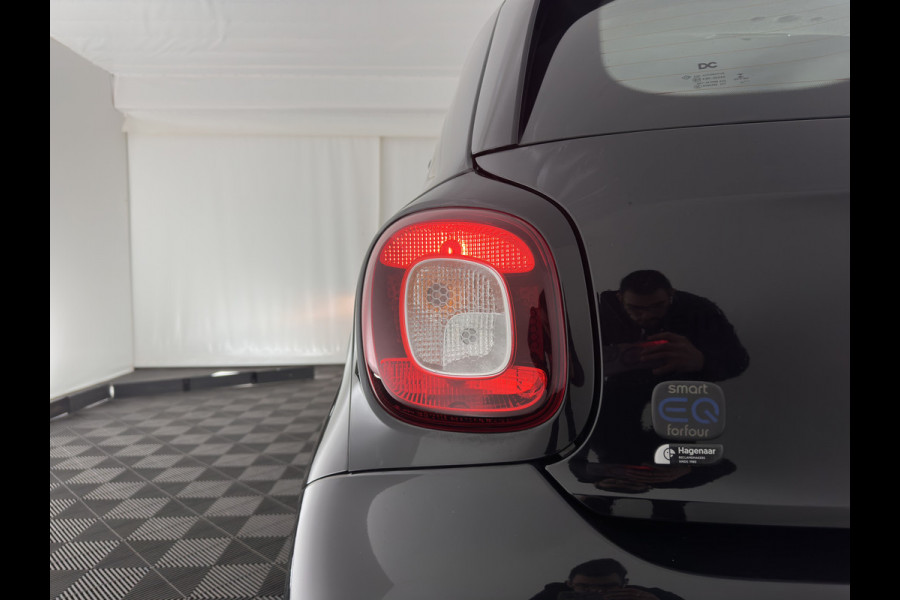 Smart Forfour EQ Essential 18 kWh [ 3-Fase ] {SOH-95%} (INCL.BTW) *FULL-LEATHER | AIRCO | CRUISE | COMFORT-SEATS | 15''ALU*