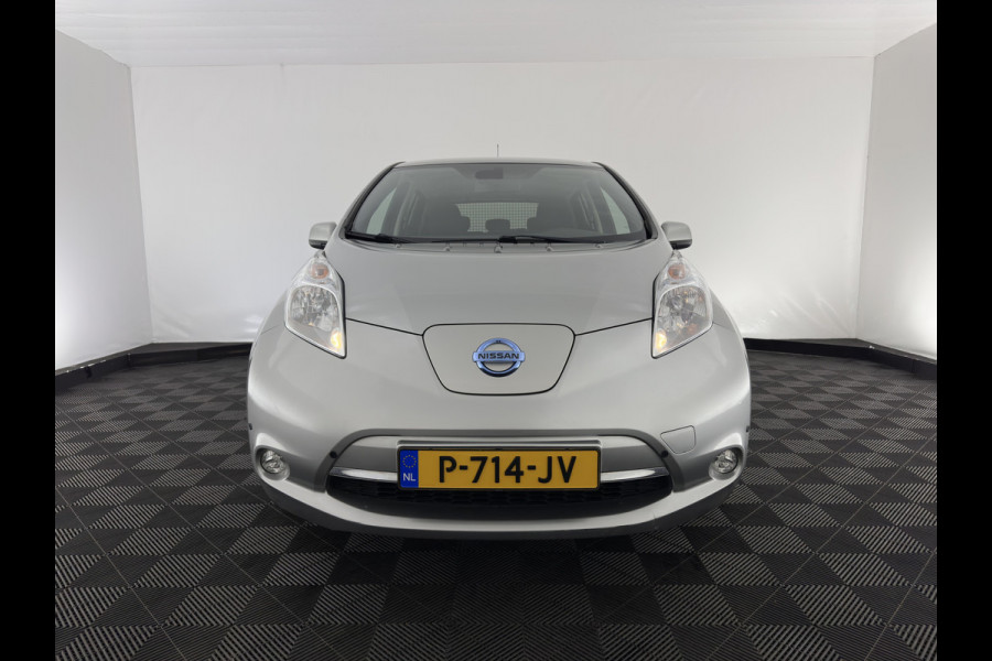 Nissan Leaf Acenta 30 kWh *NAVI-FULLMAP | MICROFIBRE | DAB | CAMERA | ECC | CRUISE | DIGI-COCKPIT | HEATED- COMFORTSEATS | PRIVACY-GLASS | 16"ALU*