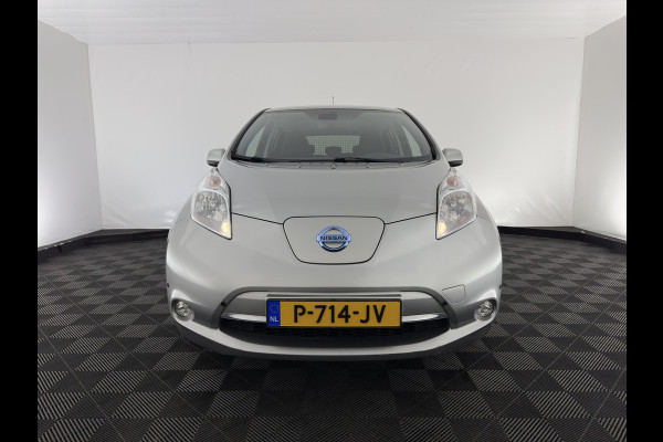 Nissan Leaf Acenta 30 kWh *NAVI-FULLMAP | MICROFIBRE | DAB | CAMERA | ECC | CRUISE | DIGI-COCKPIT | HEATED- COMFORTSEATS | PRIVACY-GLASS | 16"ALU*