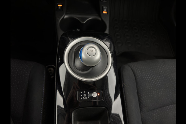 Nissan Leaf Acenta 30 kWh *NAVI-FULLMAP | MICROFIBRE | DAB | CAMERA | ECC | CRUISE | DIGI-COCKPIT | HEATED- COMFORTSEATS | PRIVACY-GLASS | 16"ALU*