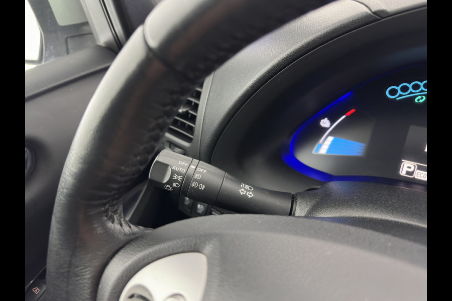 Nissan Leaf Acenta 30 kWh *NAVI-FULLMAP | MICROFIBRE | DAB | CAMERA | ECC | CRUISE | DIGI-COCKPIT | HEATED- COMFORTSEATS | PRIVACY-GLASS | 16"ALU*