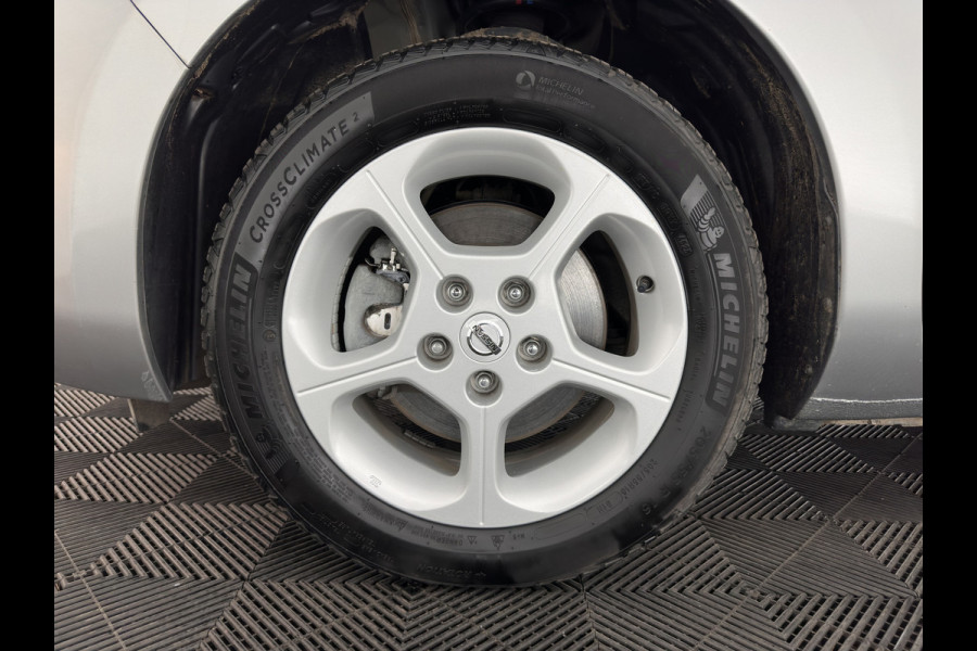 Nissan Leaf Acenta 30 kWh *NAVI-FULLMAP | MICROFIBRE | DAB | CAMERA | ECC | CRUISE | DIGI-COCKPIT | HEATED- COMFORTSEATS | PRIVACY-GLASS | 16"ALU*