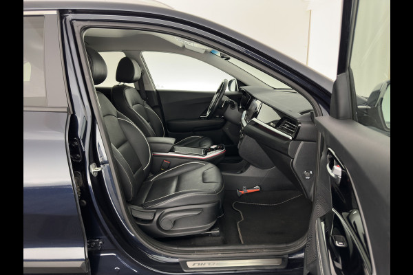 Kia e-Niro ExecutiveLine 64 kWh [ 3-Fase ] {SOH-100%} (INCL-BTW)  Aut.*HEATPUMP | LEATHER | FULL-LED | NAVI-FULLMAP | ADAPTIVE-CRUISE | CAMERA | MEMORY-PACK | LANE-ASSIST | KEYLESS | DIGI-COCKPIT | PRIVACY-GLASS | 17"ALU*