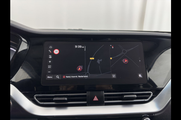 Kia e-Niro ExecutiveLine 64 kWh [ 3-Fase ] {SOH-100%} (INCL-BTW)  Aut.*HEATPUMP | LEATHER | FULL-LED | NAVI-FULLMAP | ADAPTIVE-CRUISE | CAMERA | MEMORY-PACK | LANE-ASSIST | KEYLESS | DIGI-COCKPIT | PRIVACY-GLASS | 17"ALU*