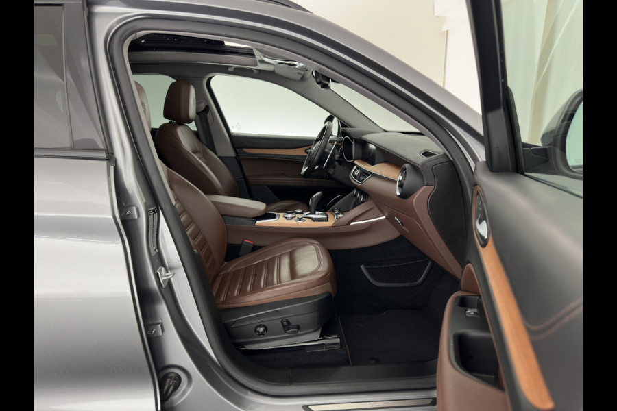Alfa Romeo Stelvio 2.0 T AWD B-Tech Business Edition Aut. *PANO | LUXURY-LEATHER | XENON | ADAPTIVE-CRUISE | MEMORY-PACK | BLIND-SPOT | HEATED-COMFPRTSEATS | CAMERA | DAB+ | KEYLESS | SHIFT-PADDLES | PRIVACY-GLASS | NAVI-FULLMAP | TOWBAR | 20''
