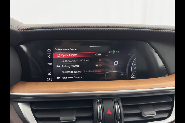 Alfa Romeo Stelvio 2.0 T AWD B-Tech Business Edition Aut. *PANO | LUXURY-LEATHER | XENON | ADAPTIVE-CRUISE | MEMORY-PACK | BLIND-SPOT | HEATED-COMFPRTSEATS | CAMERA | DAB+ | KEYLESS | SHIFT-PADDLES | PRIVACY-GLASS | NAVI-FULLMAP | TOWBAR | 20''