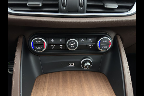 Alfa Romeo Stelvio 2.0 T AWD B-Tech Business Edition Aut. *PANO | LUXURY-LEATHER | XENON | ADAPTIVE-CRUISE | MEMORY-PACK | BLIND-SPOT | HEATED-COMFPRTSEATS | CAMERA | DAB+ | KEYLESS | SHIFT-PADDLES | PRIVACY-GLASS | NAVI-FULLMAP | TOWBAR | 20''