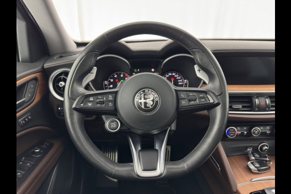 Alfa Romeo Stelvio 2.0 T AWD B-Tech Business Edition Aut. *PANO | LUXURY-LEATHER | XENON | ADAPTIVE-CRUISE | MEMORY-PACK | BLIND-SPOT | HEATED-COMFPRTSEATS | CAMERA | DAB+ | KEYLESS | SHIFT-PADDLES | PRIVACY-GLASS | NAVI-FULLMAP | TOWBAR | 20''