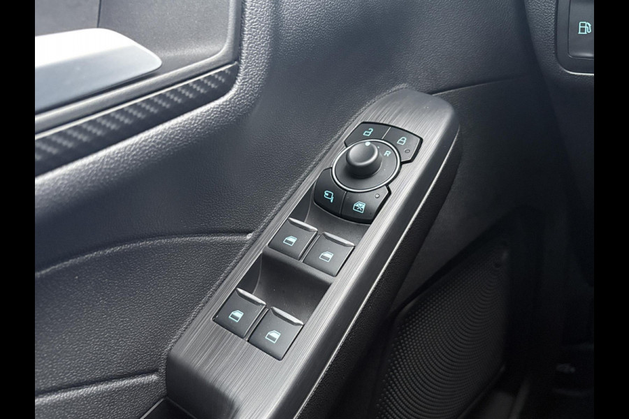 Ford Kuga 2.5 PHEV ST-Line 243pk| Nieuw Model! | Wegklapbare Trekhaak | Winter Pack | 2.100kg Trekgewicht