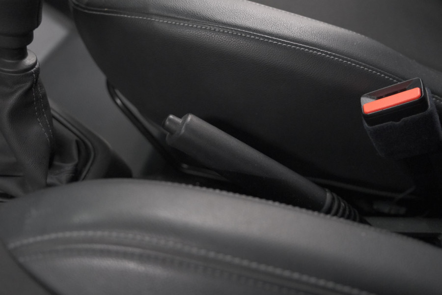 Renault Express 1.5 dCi 75 Comfort + | Camera | Laadruimte Betimmering | Apple Carplay | Dodehoekdetectie