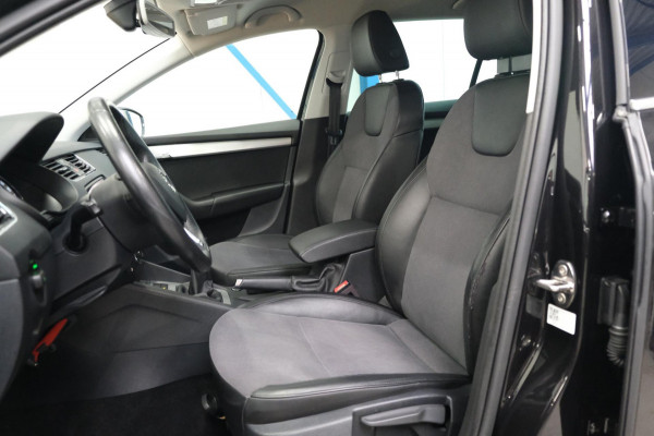 Škoda Octavia Combi 1.0 TSI Greentech Business Edition - N.A.P. Airco, Cruise, PDC, Navi, Trekhaak.