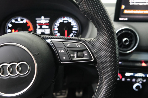 Audi Q2 35 TFSI S Edition 2x S-Line Automaat - N.A.P. Airco, Cruise, PDC, Navi, Trekhaak.
