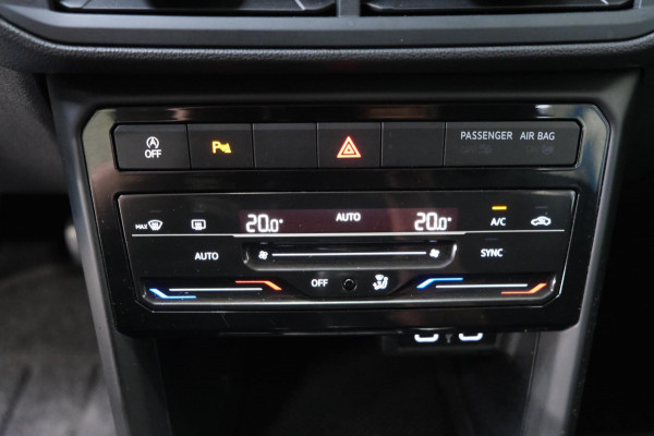 Volkswagen T-Cross 1.0 TSI Life - N.A.P. Airco, Cruise, Navi, PDC.