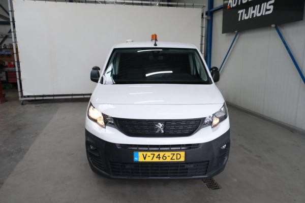 Peugeot Partner 1.5 BlueHDI Premium Automaat - N.A.P. Airco, Cruise, Navi, PDC.