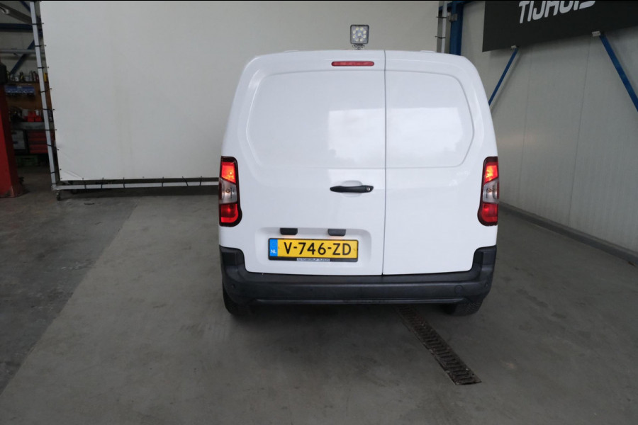Peugeot Partner 1.5 BlueHDI Premium Automaat - N.A.P. Airco, Cruise, Navi, PDC.