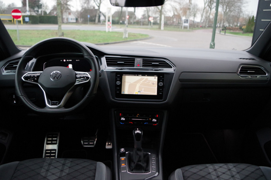 Volkswagen Tiguan 1.4 TSI eHybrid 245 PK R-Line Business+ PHEV, Panoramadak, Adap. Cruise Control, Camera