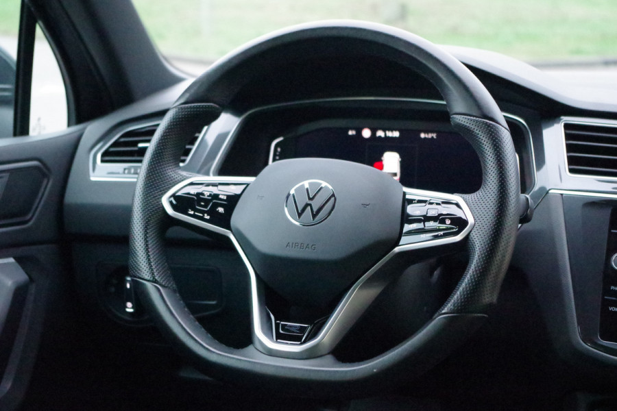 Volkswagen Tiguan 1.4 TSI eHybrid 245 PK R-Line Business+ PHEV, Panoramadak, Adap. Cruise Control, Camera