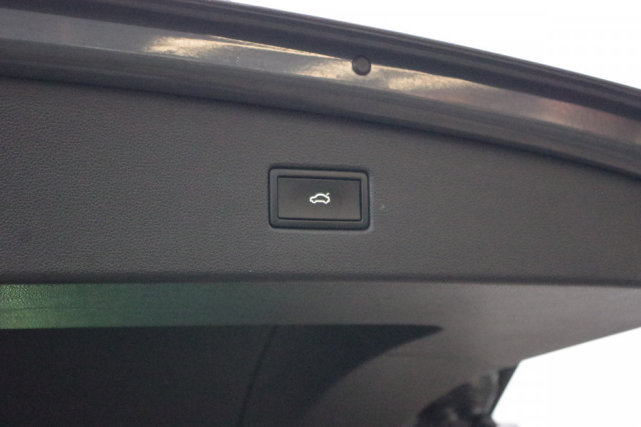 Volkswagen Tiguan 1.4 TSI eHybrid 245 PK R-Line Business+ PHEV, Panoramadak, Adap. Cruise Control, Camera