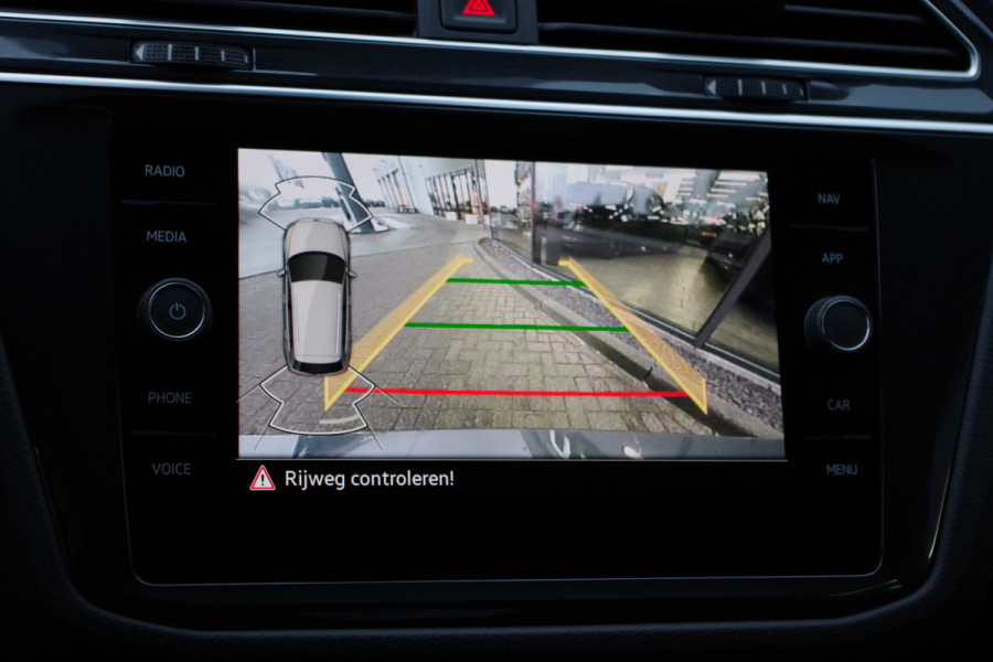 Volkswagen Tiguan 1.4 TSI eHybrid 245 PK R-Line Business+ PHEV, Panoramadak, Adap. Cruise Control, Camera