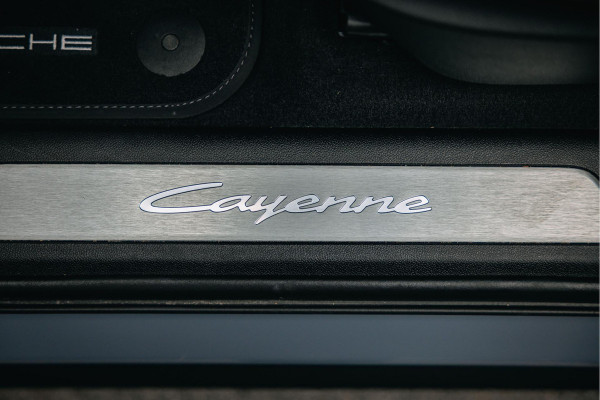 Porsche Cayenne 3.0 E-Hybrid | Pano |  stoelverwarming | Sport Chrono | 360 camera |