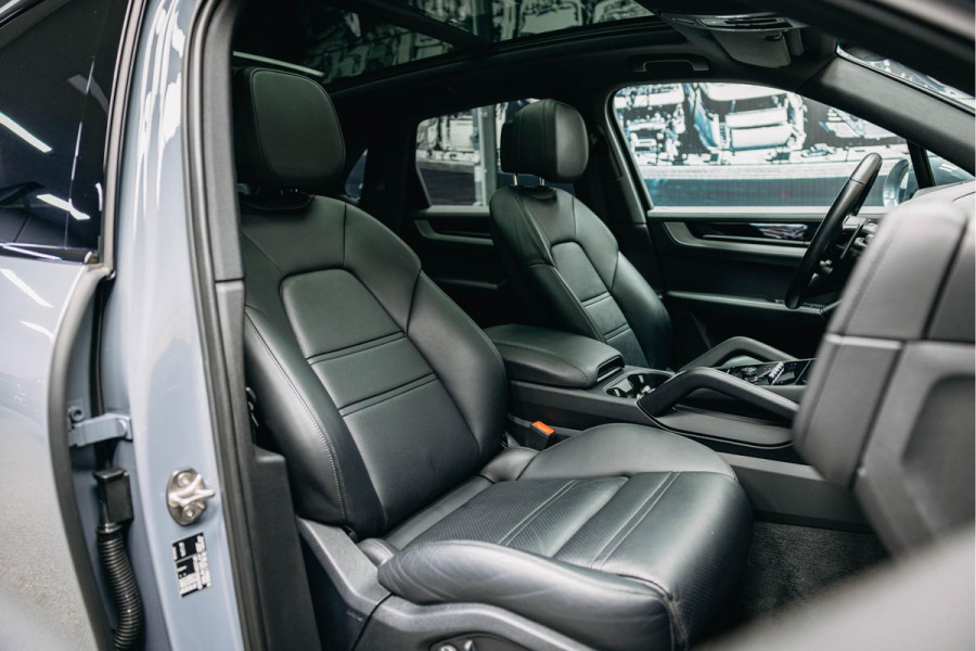 Porsche Cayenne 3.0 E-Hybrid | Pano |  stoelverwarming | Sport Chrono | 360 camera |