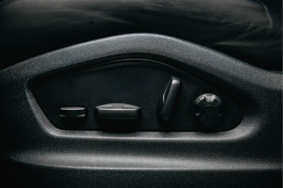 Porsche Cayenne 3.0 E-Hybrid | Pano |  stoelverwarming | Sport Chrono | 360 camera |