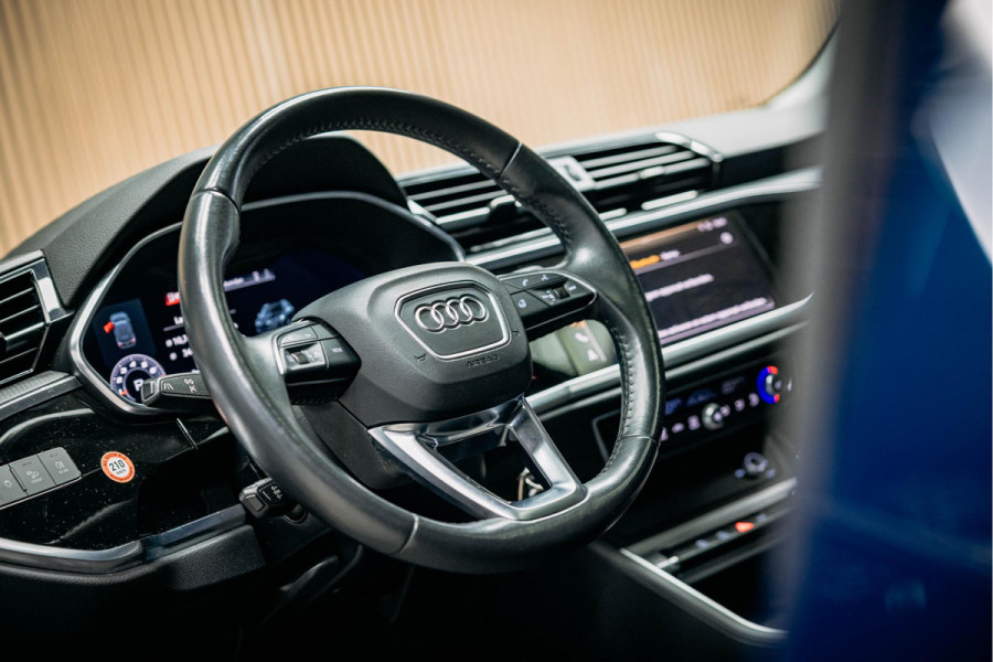 Audi Q3 40 TFSI quattro S Line Pro Line S | Quattro | Stoel- & stuurwiel verwarming | Achteruitrijcamera |