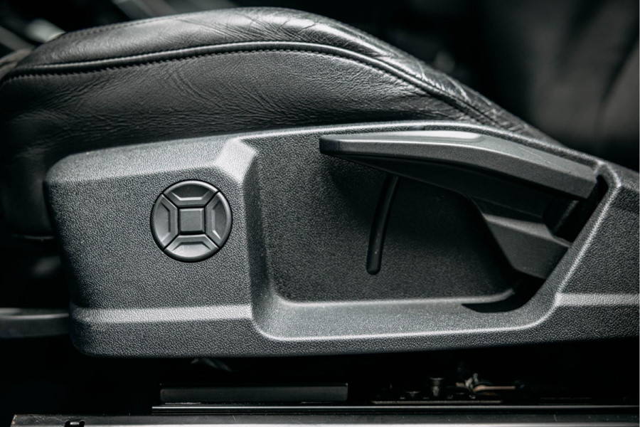 Audi Q3 40 TFSI quattro S Line Pro Line S | Quattro | Stoel- & stuurwiel verwarming | Achteruitrijcamera |