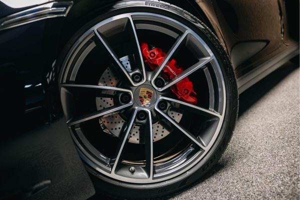 Porsche 911 3.0 Carrera 4 | Sport chrono | verwarmde en verkoelde sportstoelen | schuif-/kanteldak |