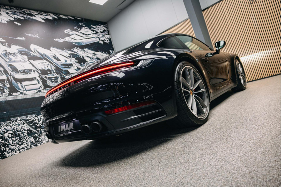 Porsche 911 3.0 Carrera 4 | Sport chrono | verwarmde en verkoelde sportstoelen | schuif-/kanteldak |
