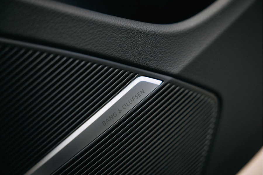 Audi RSQ8 4.0 TFSI quattro | Carbon interieur |  Pano | B/O | Head-Up |