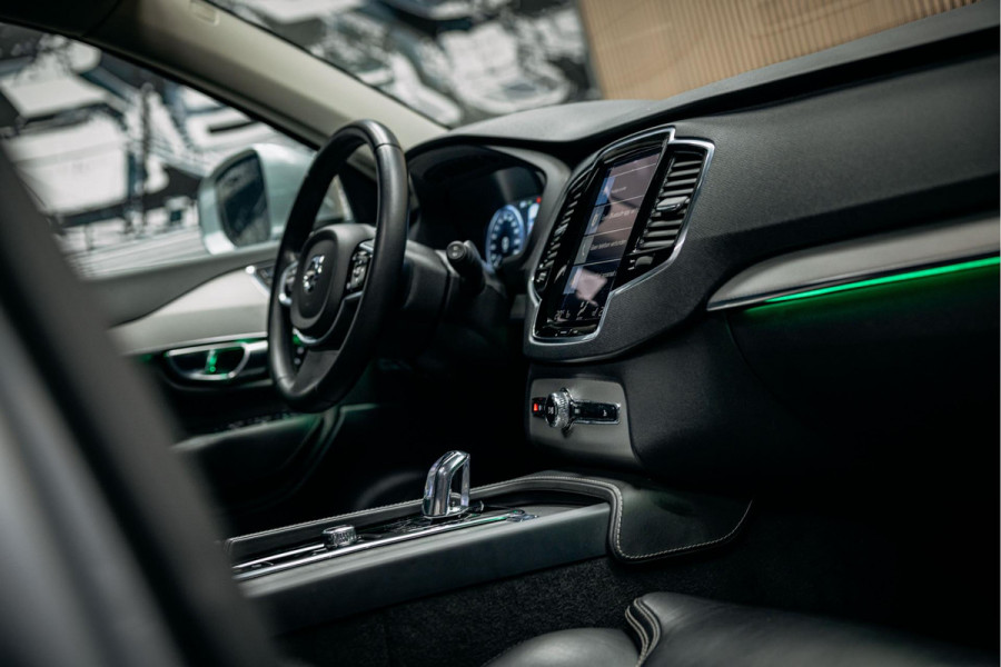 Volvo XC90 2.0 T8 Twin Engine AWD Inscription | 7 Zitter | Lederen stoelen met verwarming en geheugen | Trekhaak |
