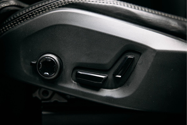 Volvo XC90 2.0 T8 Twin Engine AWD Inscription | 7 Zitter | Lederen stoelen met verwarming en geheugen | Trekhaak |