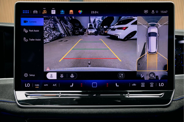 Volkswagen Passat R-Line Diesel | Trekhaak | Pano | Head-up | Stoelmassage |