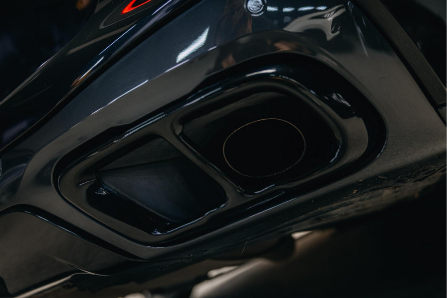 BMW X5 xDrive45e High Executive | Pano | Trekhaak | Luchtvering  | Stoelverwarming |