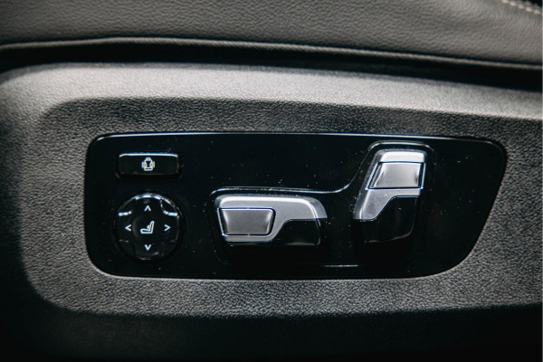 BMW X5 xDrive45e High Executive | Pano | Trekhaak | Luchtvering  | Stoelverwarming |