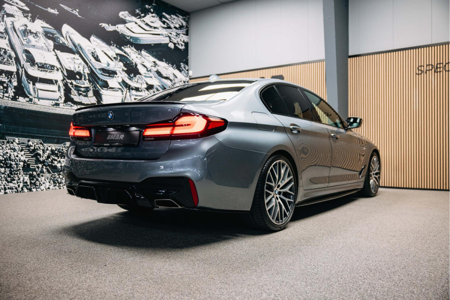 BMW 5 Serie 540i High Executive Edition | Pano | Head-Up | M-Sportpakket | Dealer Onderhouden |