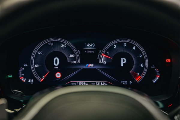 BMW 5 Serie 540i High Executive Edition | Pano | Head-Up | M-Sportpakket | Dealer Onderhouden |