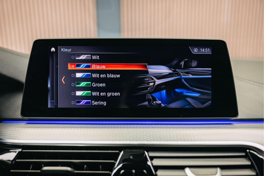 BMW 5 Serie 540i High Executive Edition | Pano | Head-Up | M-Sportpakket | Dealer Onderhouden |
