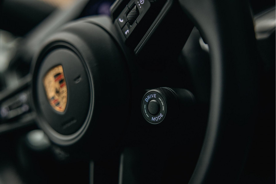 Porsche Cayenne Coupé 3.0 E-Hybrid | Sport Chrono | Trekhaak | Sportuitlaat | 360 camera |