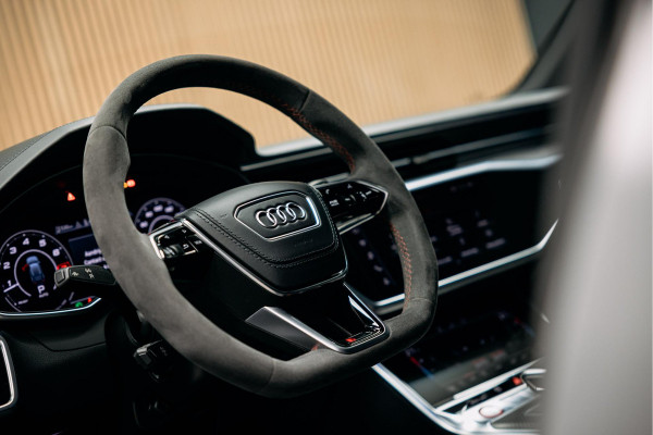 Audi RS6 Avant RS 6 TFSI quattro | Beton grijs matte | 23 inch Vossen HF7 | Keramisch | Pano |