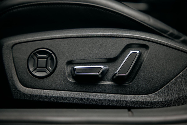 Audi RS6 Avant RS 6 TFSI quattro | Beton grijs matte | 23 inch Vossen HF7 | Keramisch | Pano |