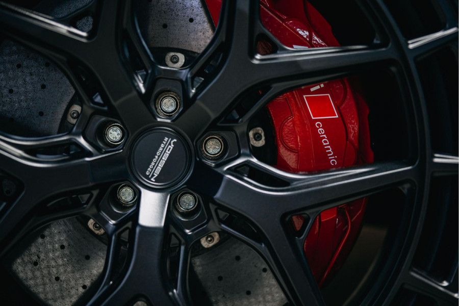 Audi RSQ8 4.0 TFSI quattro | B/ 3D | Carbon interieur en exterieur | Vossen | Rode Stiksels | Trekhaak |