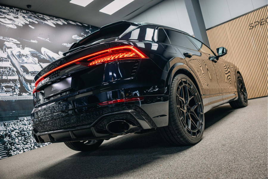 Audi RSQ8 4.0 TFSI quattro | B/ 3D | Carbon interieur en exterieur | Vossen | Rode Stiksels | Trekhaak |