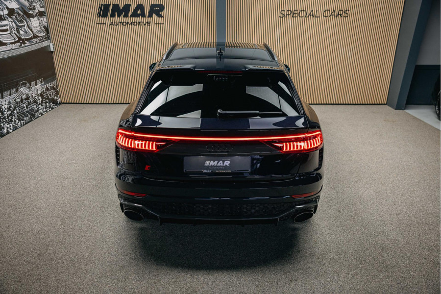 Audi RSQ8 4.0 TFSI quattro | B/ 3D | Carbon interieur en exterieur | Vossen | Rode Stiksels | Trekhaak |