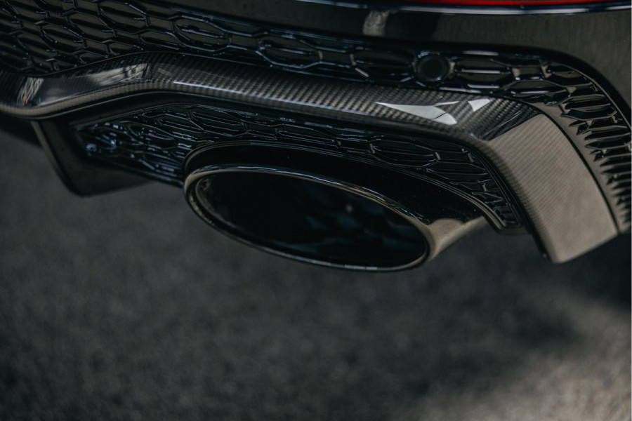 Audi RSQ8 4.0 TFSI quattro | B/ 3D | Carbon interieur en exterieur | Vossen | Rode Stiksels | Trekhaak |